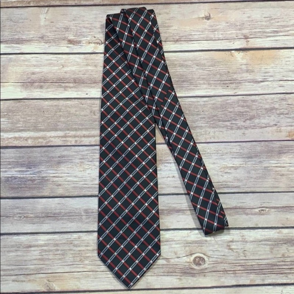 chereskin Black & Red chain Link Tie